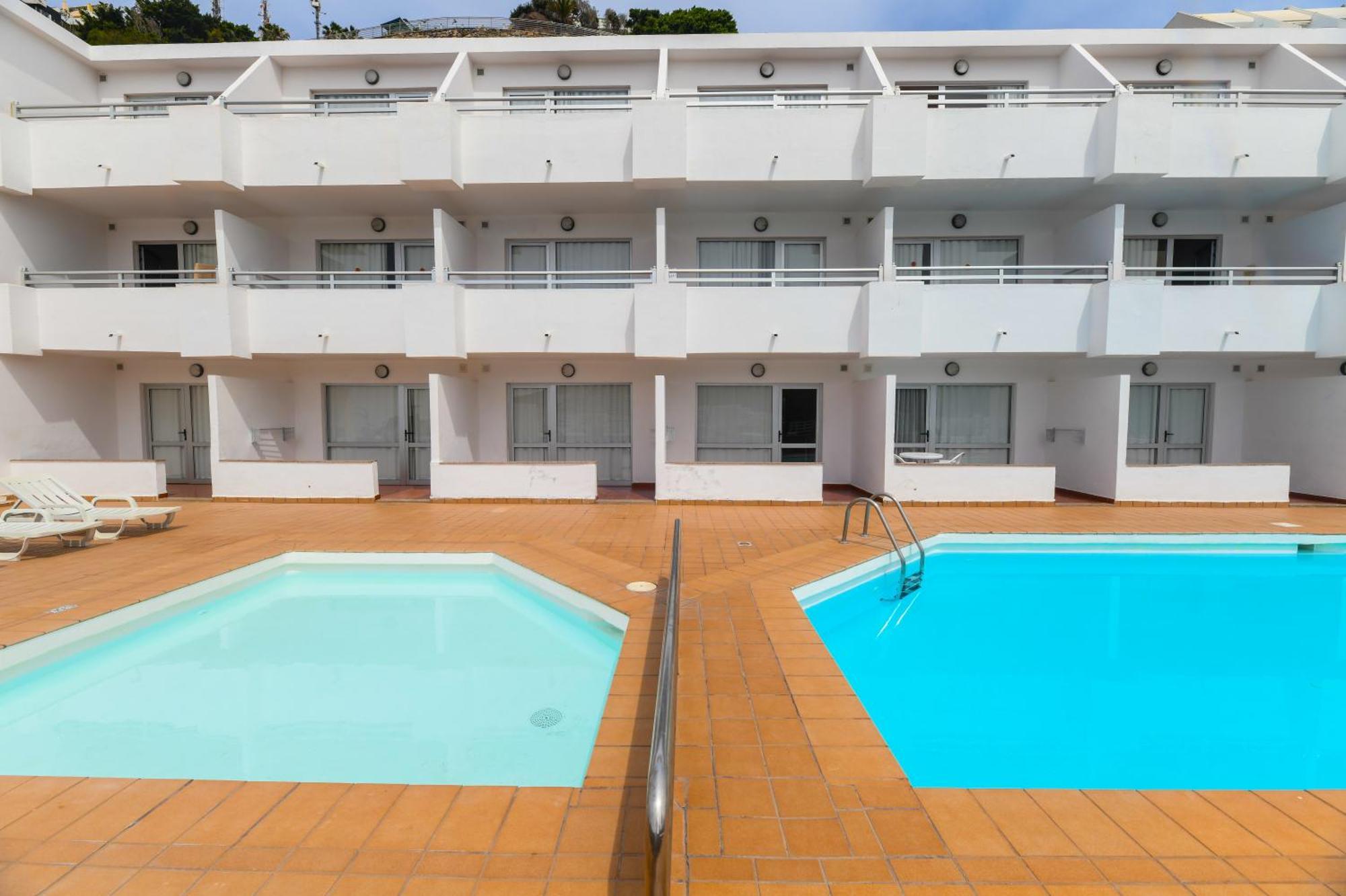 Apartamentos Livvo Puerto Bello Пуэрто Рико Экстерьер фото